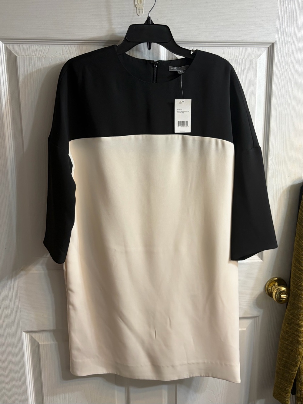 NWT Vince Colorblock Bracelet Sleeve Shift Jersey Dress Off White Black Size S